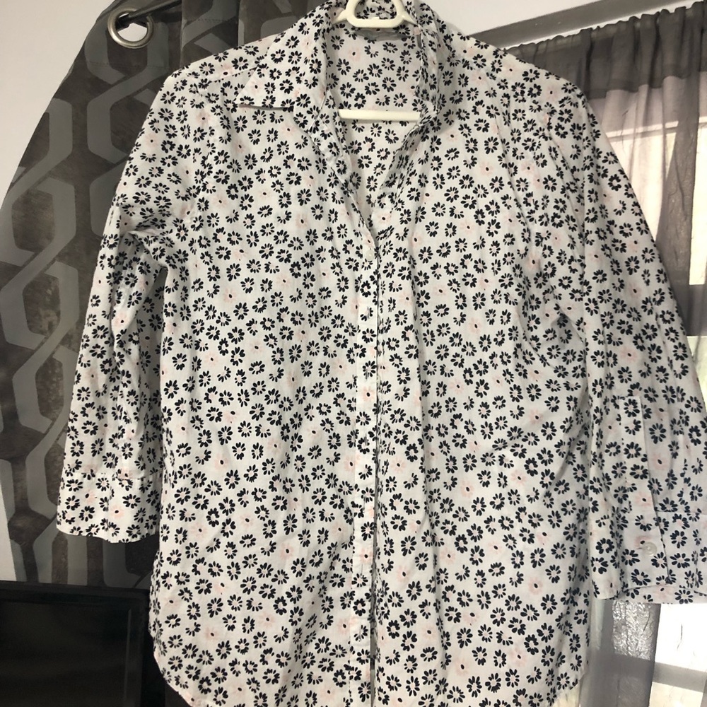 Medium liz Clairborne shirt